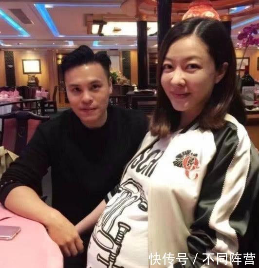 熊黛林生下双胞胎女儿,老公性情大变,婚姻出现