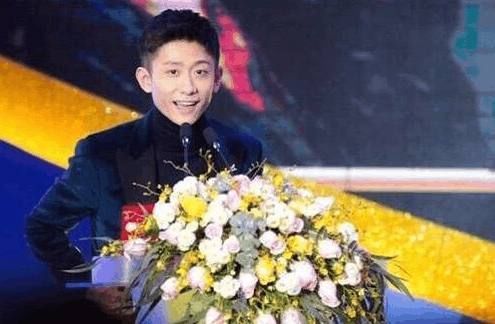 张一山自曝变瘦原因,杨紫听后一脸心疼,这才是