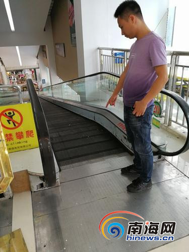 商场自动扶梯现伤人事件 1岁婴儿手指被夹断