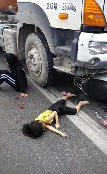 广东省汕尾市红海西路与通航路交汇发生严重事