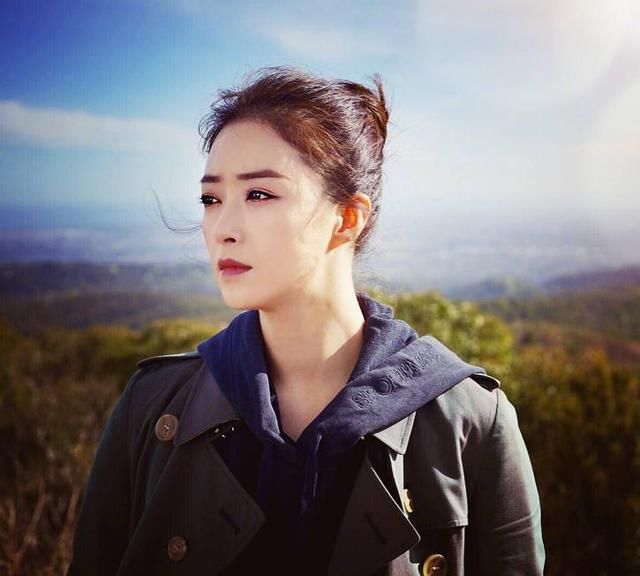 蒋欣为什么早些年不温不火的?35岁的她疑似迎