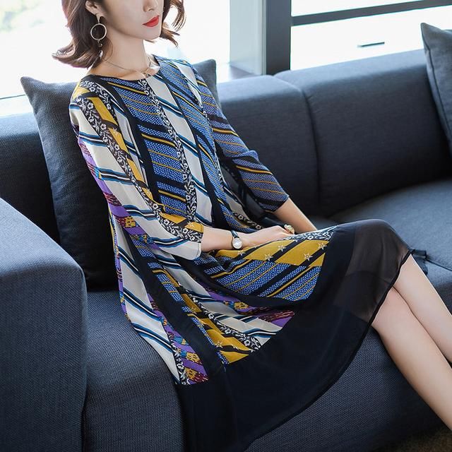 2018春装新款连衣裙,时髦又洋气,今年这么穿准