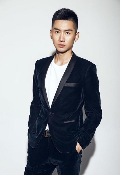 艺海拾珠:南京籍的十个男演员,有些人靠的是演