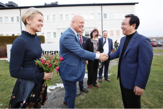 许家印造车火力全开!亲赴瑞典考察超跑王者