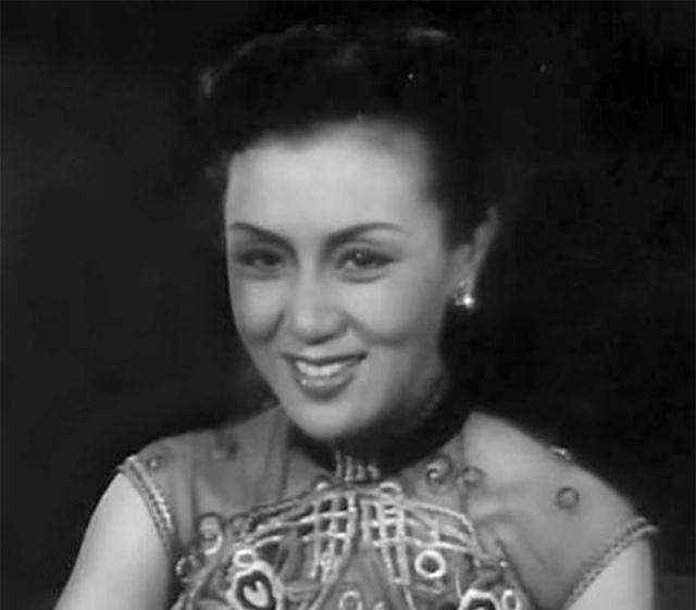 中国演艺圈最美交际花,毛主席和她跳舞,被迫