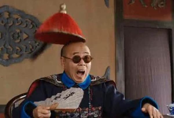 救活了老乞丐,还送了三颗金瓜子,乞丐说了三句