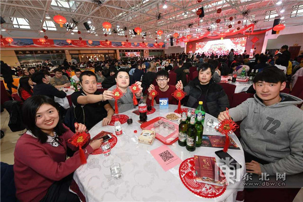 这个春节够精彩!哈工大年夜饭 不仅仅是能吃的幸福