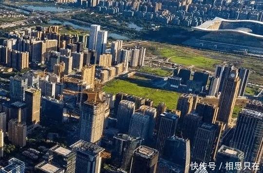 四川话作为好听的方言之一, 为什么越来越被重