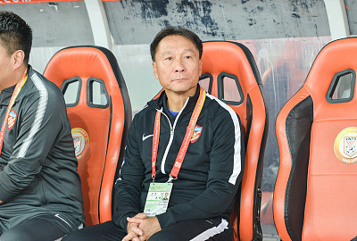 沈祥福回应高雷雷炮轰:没阻拦他去皇马,没打过假球