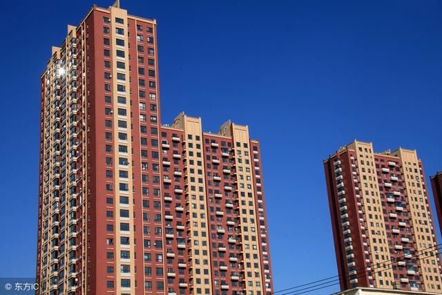 中美贸易战互怼升级,央行开启撒钱模式,房价还