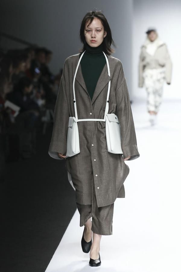 【上海国际时装周】张娜的再造衣银行用旧衣服
