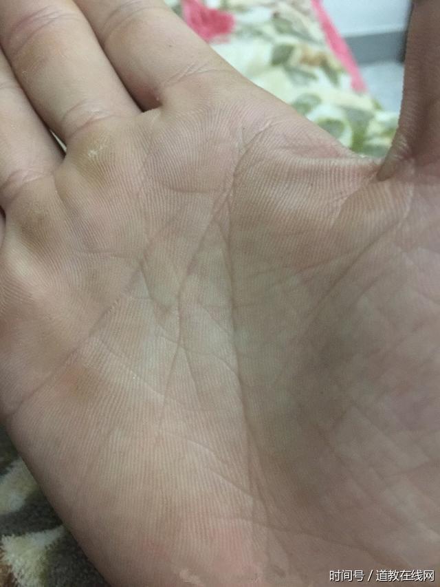 受苦受难不得财的手相 受苦受难不得财的手相
