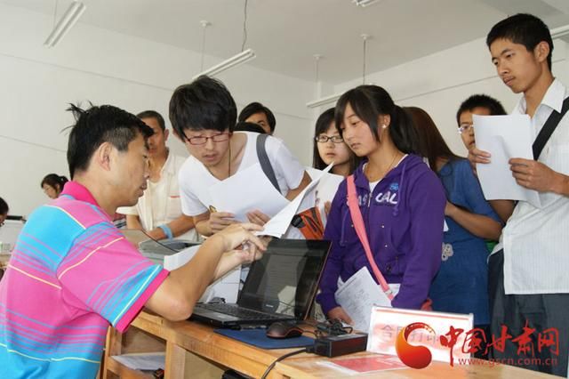 武山县生源地助学贷款还贷率为100% 连续7年