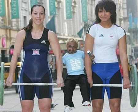 天生矮小的他们,不向困难屈服,通过健身找寻到