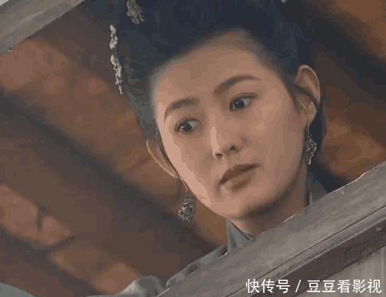 44岁王思懿近照: 还是那个风情万种最美潘金莲