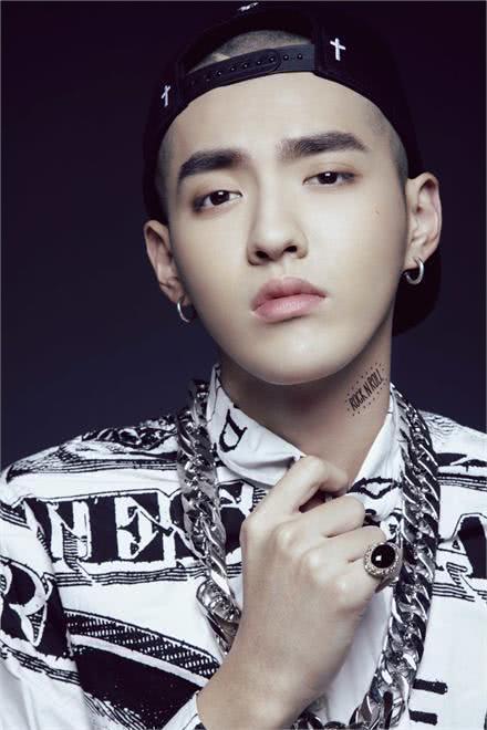 吴亦凡古力娜扎将会在7月份公布恋情?如果是