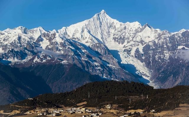 误传!论股票商品投资交易中的'金字塔建仓法'