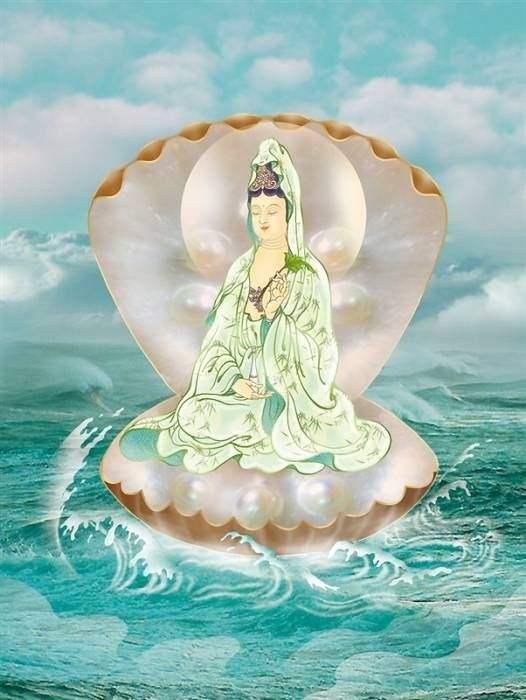 民间故事:称念观音菩萨圣号,击退敲门的女鬼