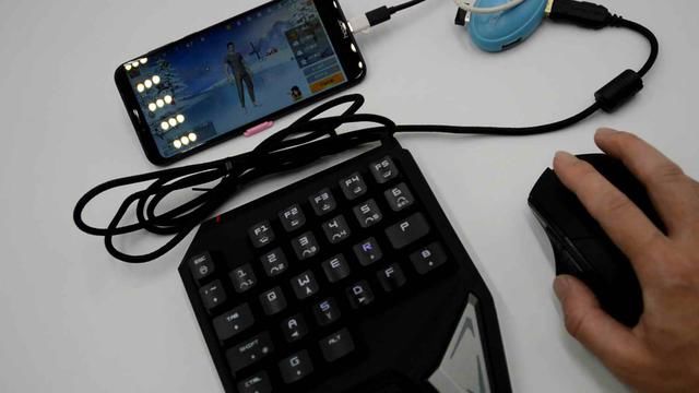 荣耀Play还能玩电脑游戏,这个游戏另类玩法值