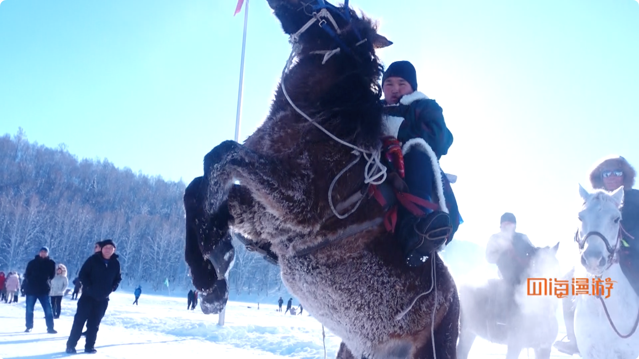 新疆禾木 冰天雪地中的图瓦人