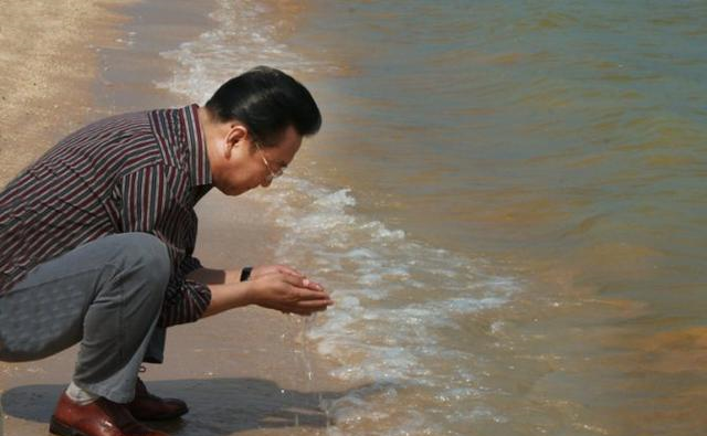 有人怀疑蒋大为的人品,圈内朋友这样评价,网友