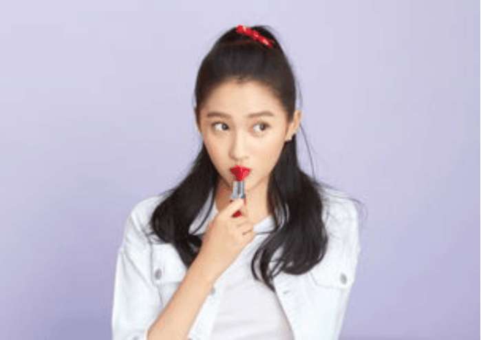 关晓彤乔欣不是模特, 也有让人羡慕的大长腿!