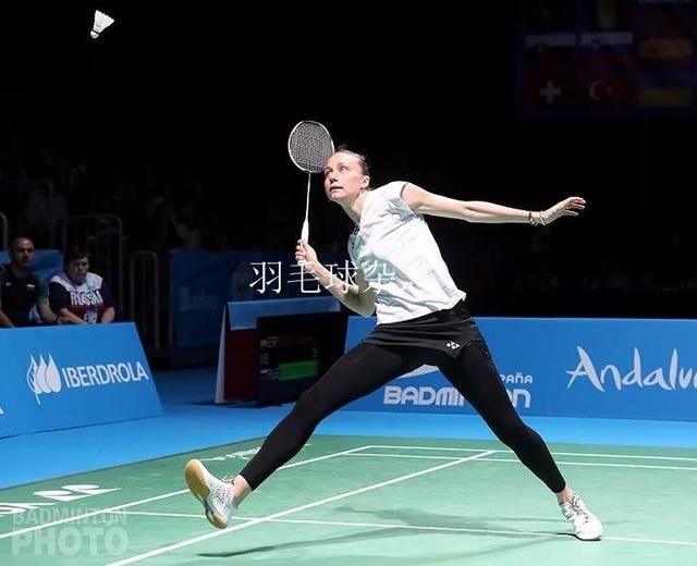 专家把脉羽毛球技术:解决发力问题,动作规范不