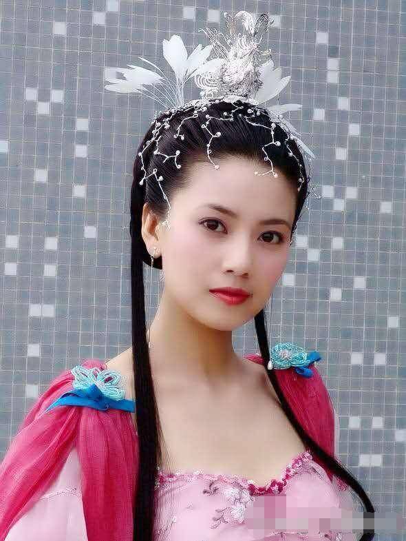 十年前在这部古装剧中,高圆圆美哭!贾静雯丑哭! 十年前在这部古装剧中,高圆圆美哭!贾静雯丑哭!