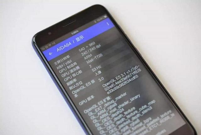 在拼多多上买回498元的魅族手机,开机测试后被