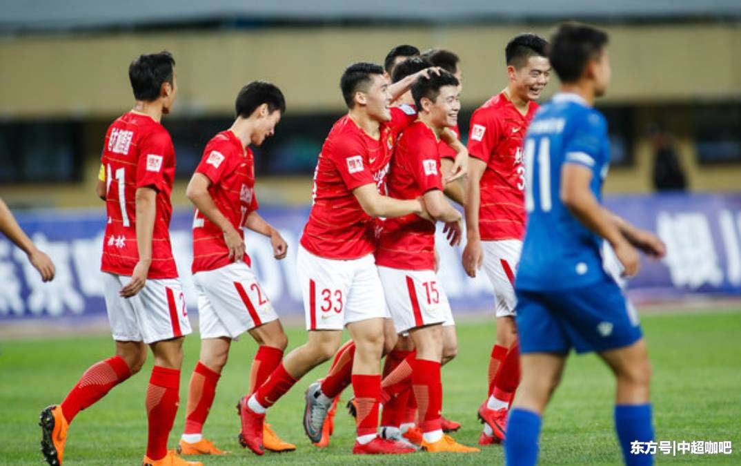 广州恒大又走在中超最前面,国内俱乐部好像没