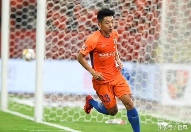山东鲁能跨过大连静等恒大!李霄鹏:你轮休三人