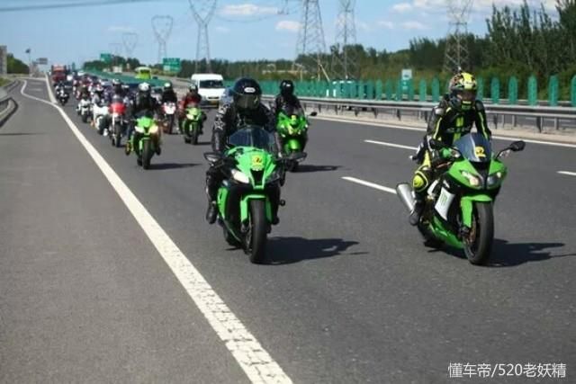 摩托车上高速必备的八大条件,不然门都没有