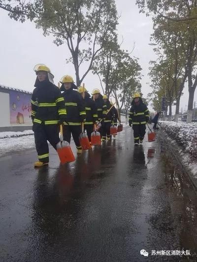 我心中的英雄!消防员