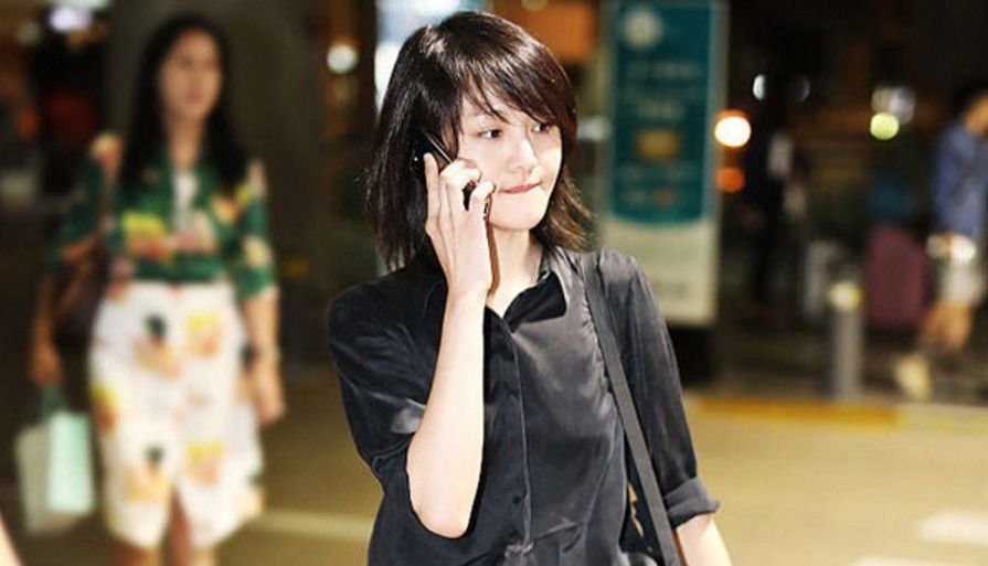 郑爽编剧写书算啥?爽爸都开始了卖面膜、拍电