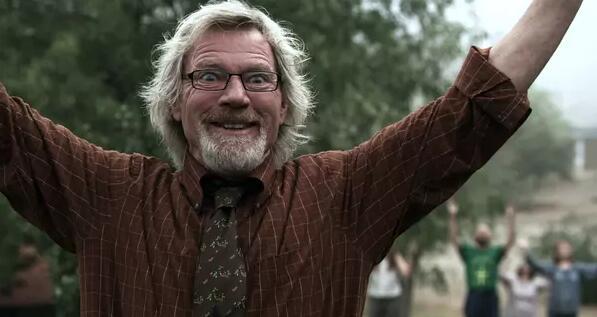 77岁迈克尔·帕克斯去世 曾出演《杀死比尔2》