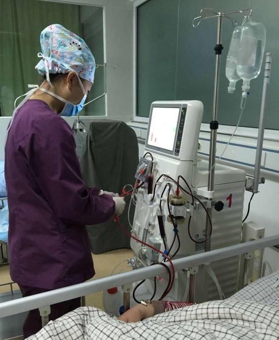 宁夏第三人民医院成功完成血液透析手术