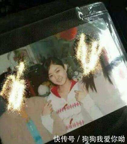 29岁赵丽颖与弟弟赵建飞合照遭公开, 网友大呼