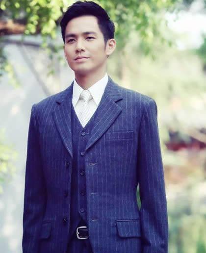 林志颖与钟汉良同为43岁不老男神,脸部一个自