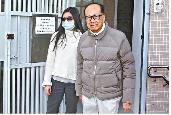 李嘉诚为孙子求学向学校捐款9千万被拒,对方拒