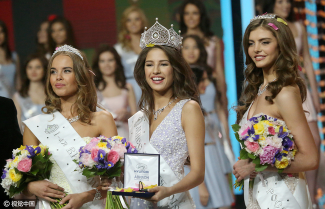 俄罗斯小姐选美大赛揭晓 18岁女大学生夺冠