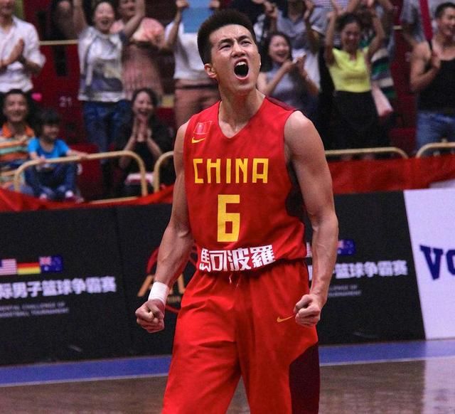 男篮红蓝两队合拼,12人大名单,广东新锐球星可