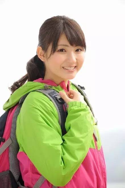甜美清纯妹系偶像井上小百合来袭