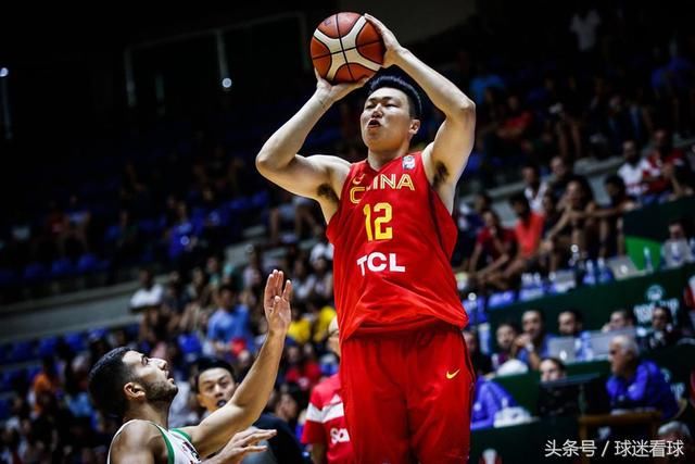 打架打球都从未输过,世预赛中国男篮蓝队全主