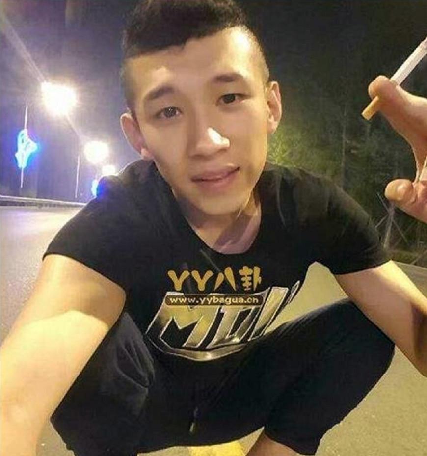 快手被封杀的几大网红,一个粉丝日夜盼归,另一