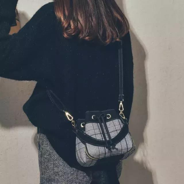 淘宝平价包店种草 :春季穿搭怎么能少得了万能