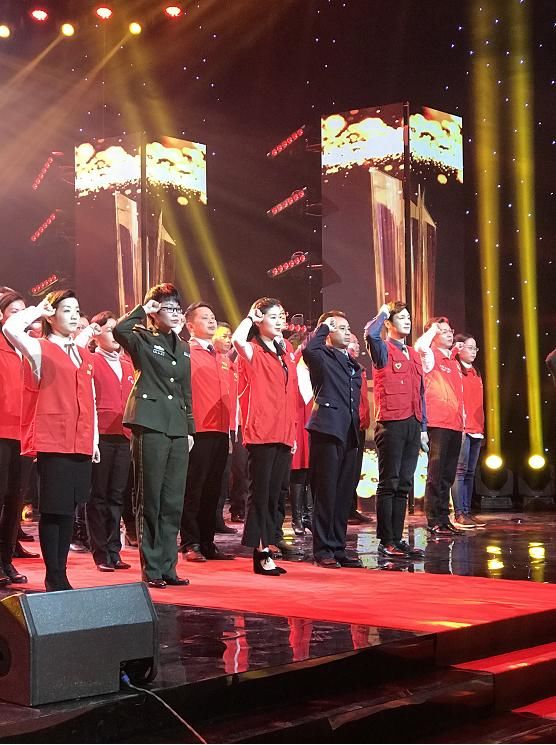 江西外语外贸青协荣获 优秀志愿服务组织称号