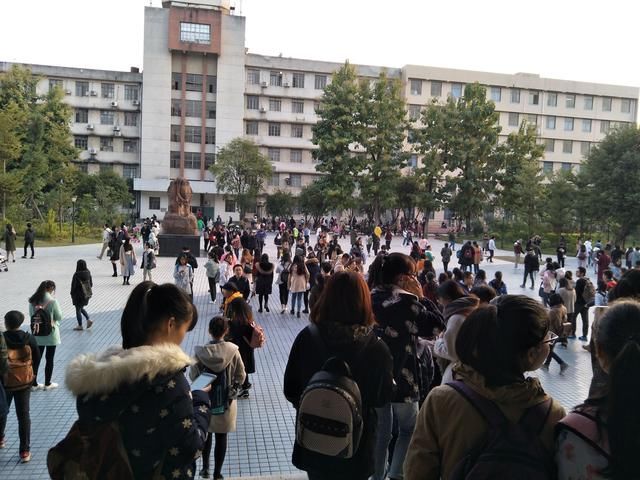 今年的四六级考试,你吐槽了吗?-北京时间