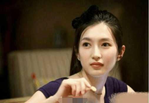 和明星做同学是怎么样的体验? 网友给答案: 江