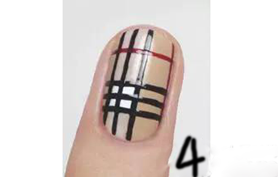 巴宝莉格子美甲 经典格纹美甲教程 武汉美甲学
