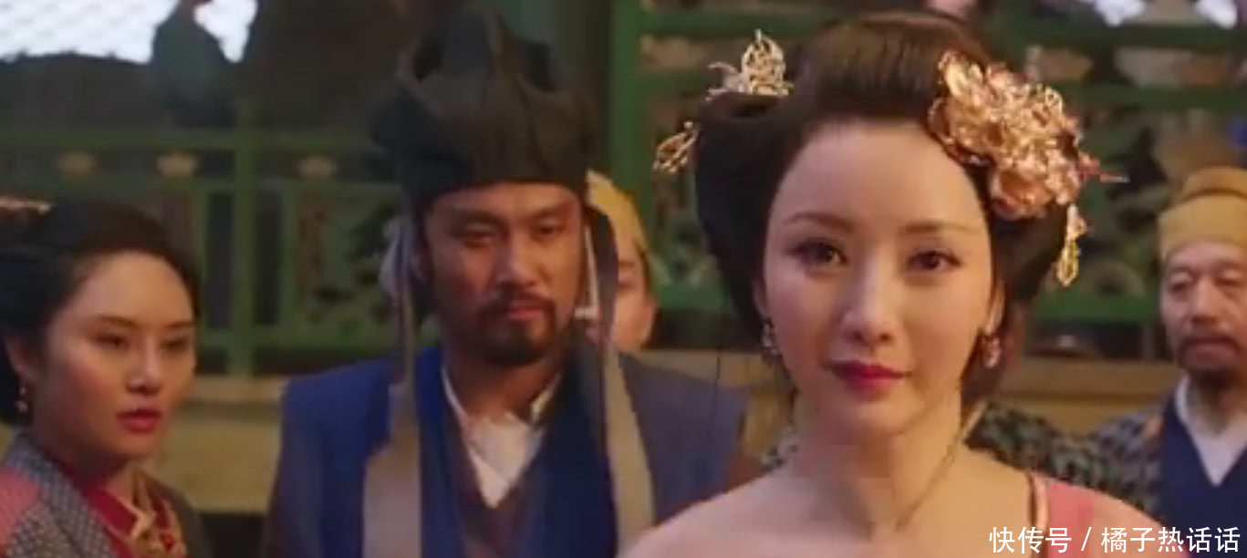 柳岩《奇门遁甲》删减无码真空剧照被扒,男同